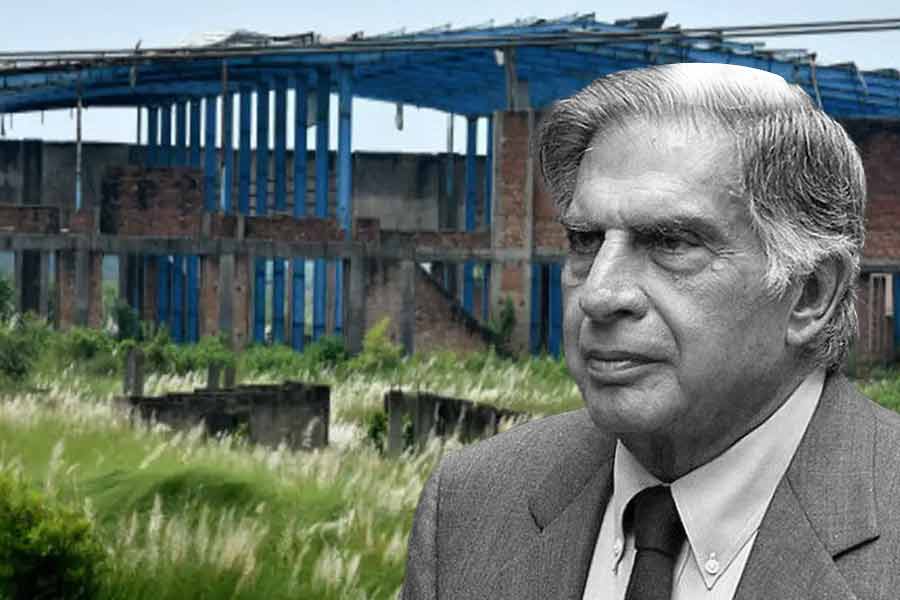 After death of Ratan Tata, the topic of motor car factory is coming up in the discussion of common people of Singur