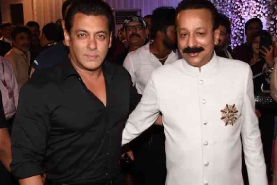 Salman Khan is regularly in touch with Late Baba Siddiqui’s family