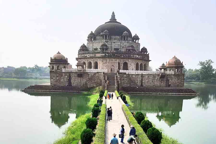 Sasaram in Bihar Travel Guide | After Durga Puja Explore the Wonders of ...