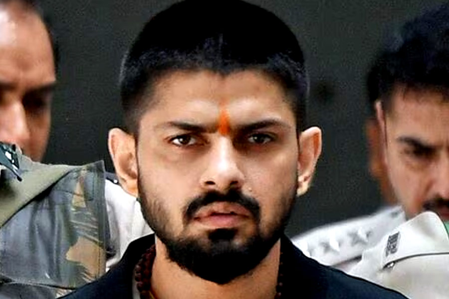 Lawrence Bishnoi gang comprise with 700 shooters why they want to kill Salman Khan 