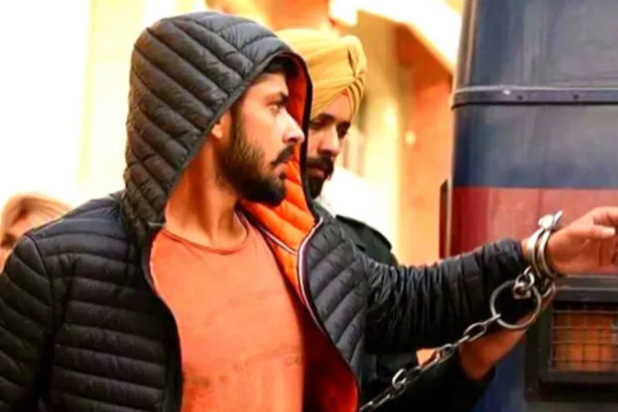 Lawrence Bishnoi gang comprise with 700 shooters why they want to kill Salman Khan 