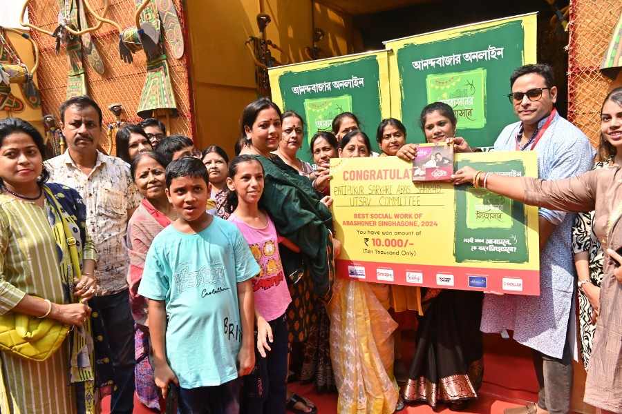 সামাজিক কাজ - পাতিপুকুর সরকারি আবাস শারদ উৎসব কমিটি