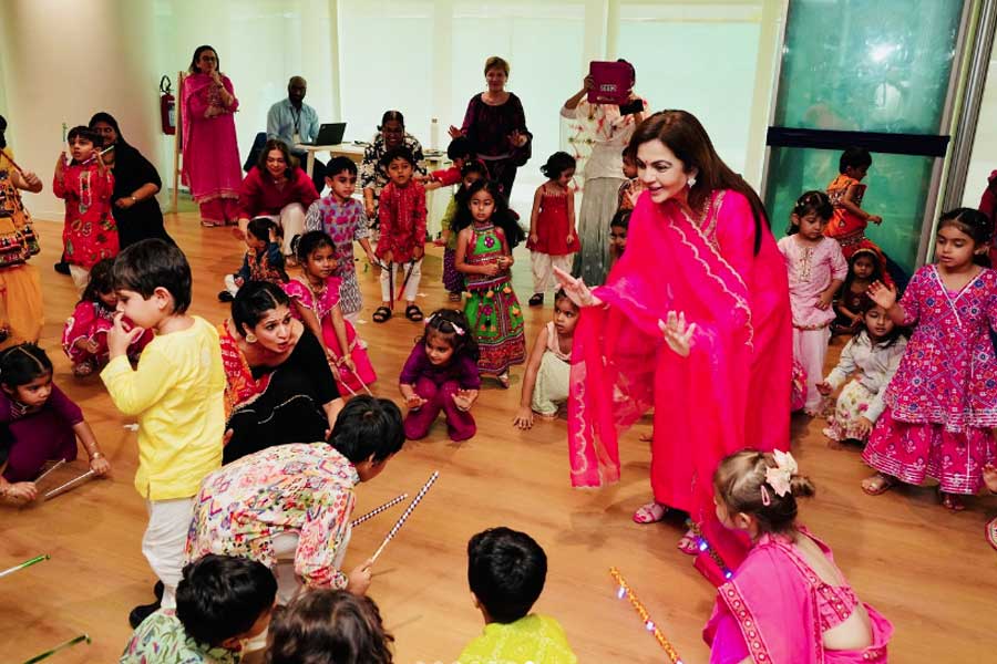 Nita Ambani joins Prithvi Ambani and Jeh Ali Khan at their school