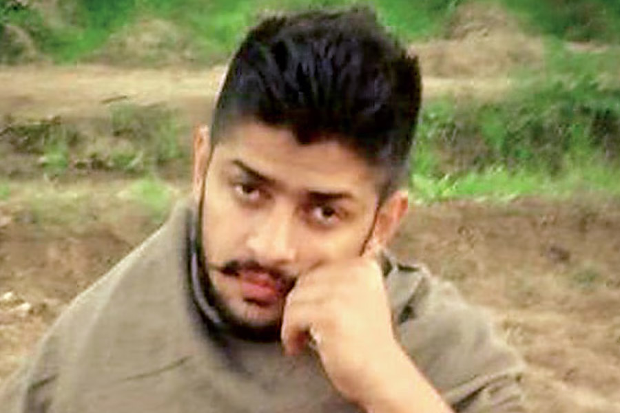 According to report who are on hit list of Gangster Lawrence Bishnoi 