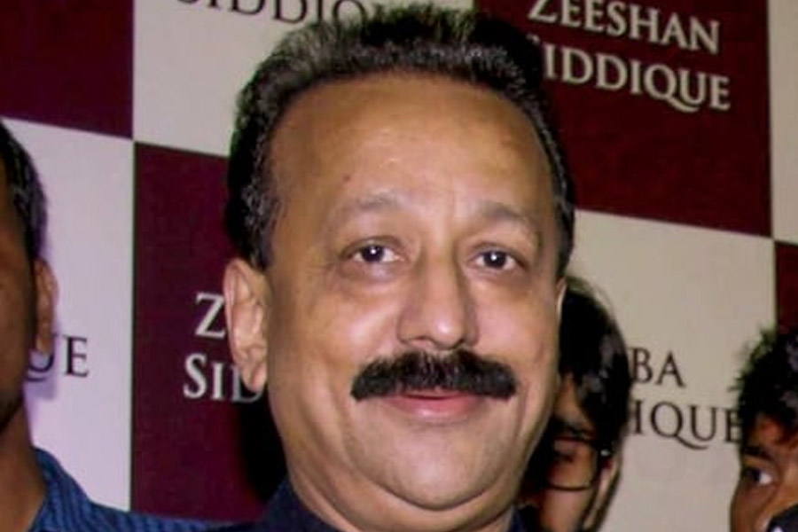 According to report who are on hit list of Gangster Lawrence Bishnoi 