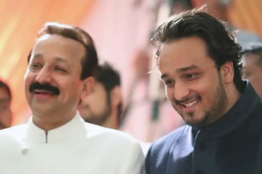 According to report who are on hit list of Gangster Lawrence Bishnoi 