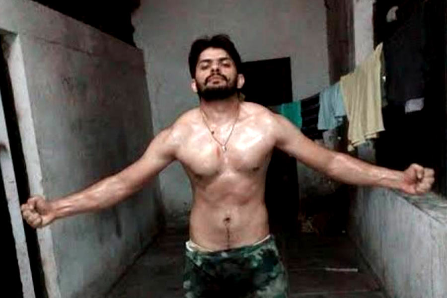 According to report who are on hit list of Gangster Lawrence Bishnoi 