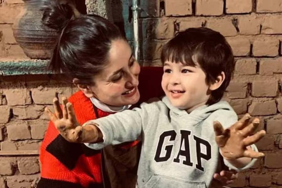 Kareena Kapoor Khan says Taimur doesn’t know the controversy about his name