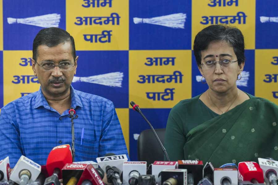 Delhi is in financial crisis as extra spending indicates they can fall into revenue deficit 