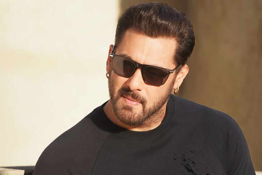 Salman Khan once revealed the story behind his iconic bracelet 