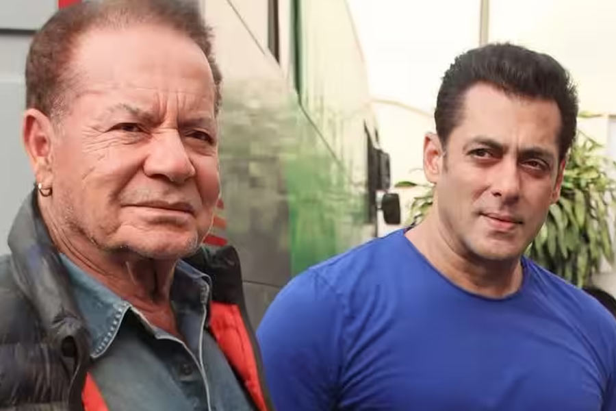 Salman Khan once revealed the story behind his iconic bracelet 