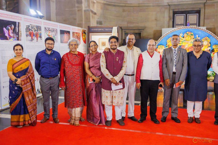 ‘ভিক্টোরিয়া মেমোরিয়াল’ এবং ‘বেঙ্গল বিজ়নেস কাউন্সিল’-এর বিশিষ্ট ব্যক্তিত্বরা