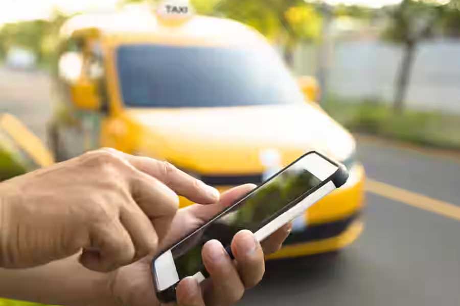 Uthaya Kumar shifts from ISRO scientist to cab service entrepreneur 