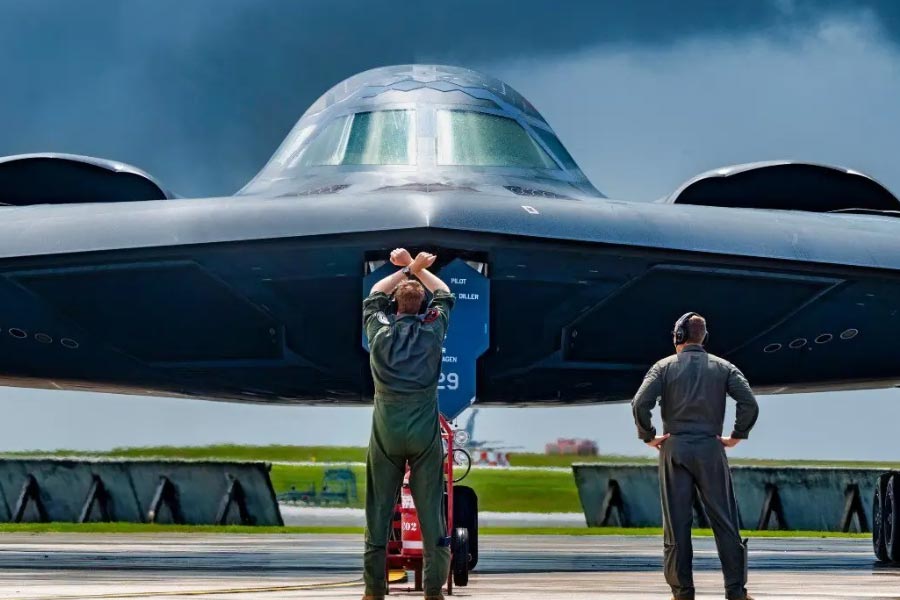 US B 2 Spirit stealth bomber attacked on Houthis hideouts in Yemen know its firepower 