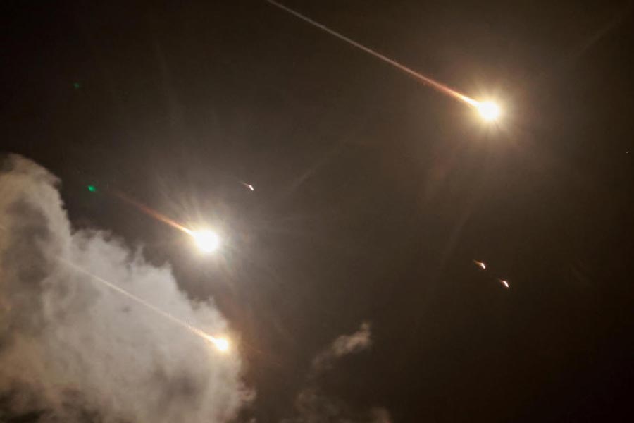 US B 2 Spirit stealth bomber attacked on Houthis hideouts in Yemen know its firepower 