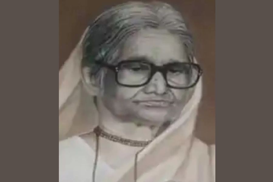 দেশভাগ, দাঙ্গার অস্থির সময়েও সাত পুরুষের ভিটে ছেড়ে আসতে নারাজ ছিলেন স্বামী সুরেন্দ্রনাথ দাস। পরে সেই মাটিতেই মৃত্যু হয় তাঁর।