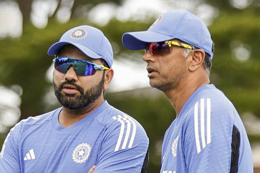 picture of Rohit Sharma and Rahul Dravid