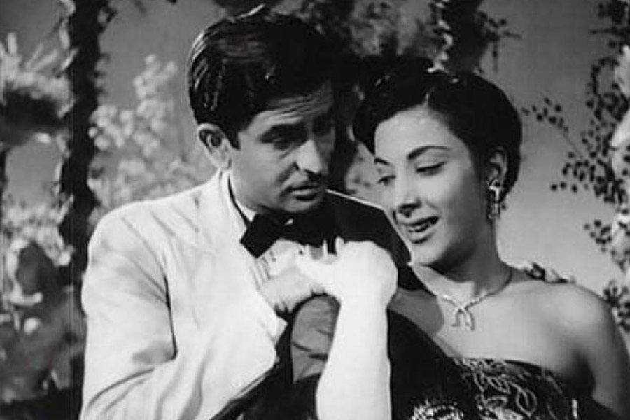 Russian President Vladimir Putin praised Bollywood know the details 