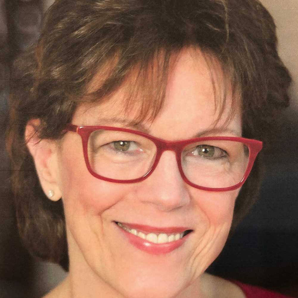 Know about Susan Benett, meet the voice behind iPhone Siri 