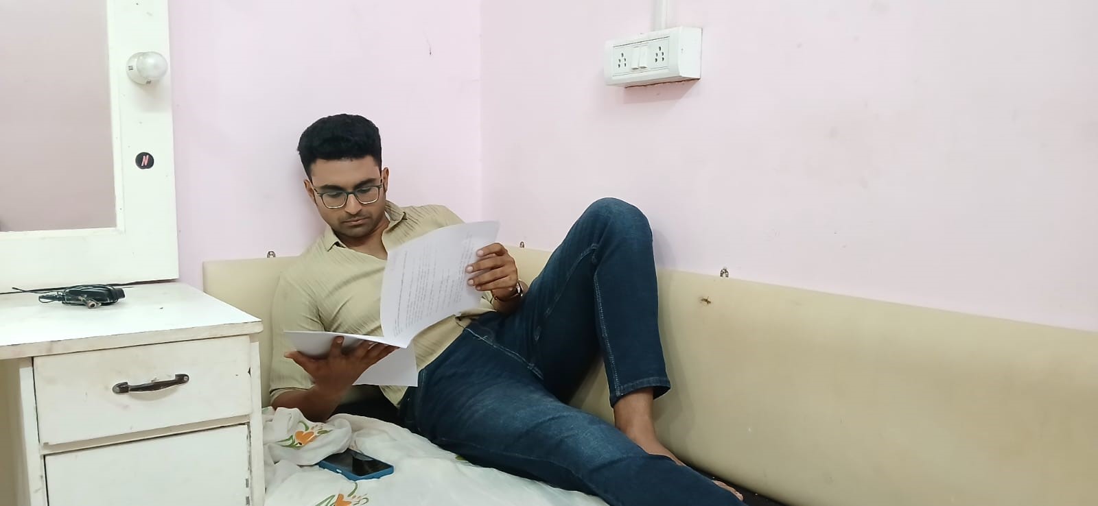 চিত্রনাট্যে মনোযোগী ‘একলব্য’ নীলাঙ্কুর মুখোপাধ্যায়।