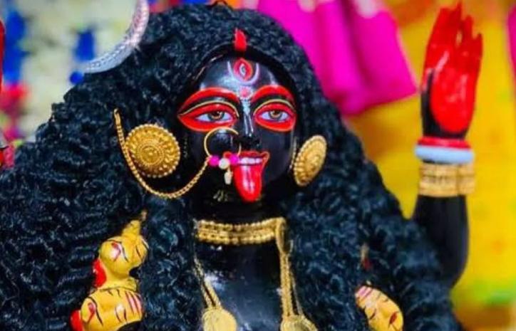 বিষ্ণুকেও কোকমুখ বলা হয়েছে, সে কোকমুখ বিষ্ণুর স্মৃতি উগ্রমাধব বা নরসিংহ মূর্তির মধ্যে লুক্কায়িত থাকতে পারে। কোকমুখা মূর্তি বিলুপ্ত হলেও শিয়ালী-কালী কিছুদিন আগে পর্যন্তও পরিচিত ছিল।