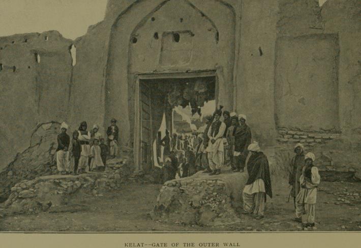 অতীতে এই মন্দির ভাঙার নাকি অনেক চেষ্টা হয়েছে। কিন্তু কখনওই তা সফল হয়নি। অনেকে বিশ্বাস করেন, দেবী কালীর ঐশ্বরিক শক্তিই ব্যর্থ মন্দির ধ্বংস করার প্রচেষ্টা ব্যর্থ করেছিল। 