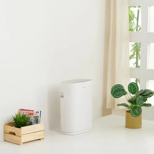 ৪) অ্যাক্টিভেটেড কার্বন ফিল্টার যাচাই: পিউরিফায়ার কেনার সময়ে অবশ্যই দেখে নিতে হবে এতে অ্যাক্টিভেটেড কার্বন ফিল্টার আছে কি না। কারণ, এটি বাতাসে উপস্থিত বিভিন্ন ক্ষতিকারক বিষাক্ত গ্যাস, দুর্গন্ধ ইত্যাদি শোষণ করে। 