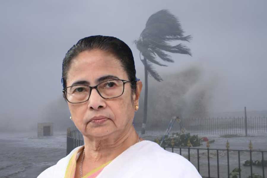 Mamata Banerjee said state government ensure precaution of Cylone dana