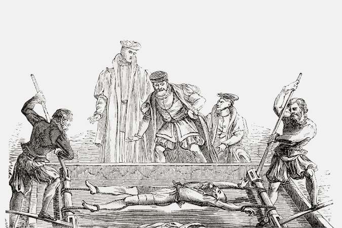 ব্রিটিশরা এই এলাকায় জেলখানা তৈরির পর থেকে নাকি এখানে বহু মানুষের ওপর অত্যাচার চালানো হত। এই জেলখানায় কমপক্ষে এক হাজার মানুষের মৃত্যু কথা ইতিহাসের পাতাতেই লেখা রয়েছে।