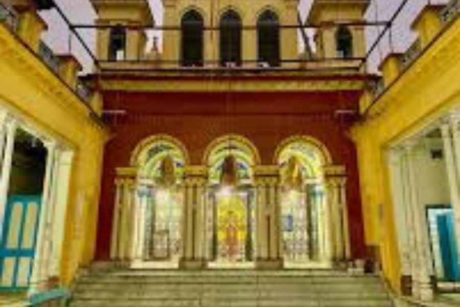 পরবর্তীকালে মন্দিরের জরাজীর্ণ অবস্থা হলে কাশীপুর গান সেল ফ্যাক্টরি মন্দির পুনরুদ্ধারে এগিয়ে আসে। কথিত কাছে, মন্দিরের প্রধান পুরোহিত দেবীর স্বপ্নাদেশ পাওয়াতেই শুরু হয় মন্দির পুনঃপ্রতিষ্ঠার কাজ। এই প্রতিবেদনটি ‘আনন্দ উৎসব’ ফিচারের একটি অংশ।