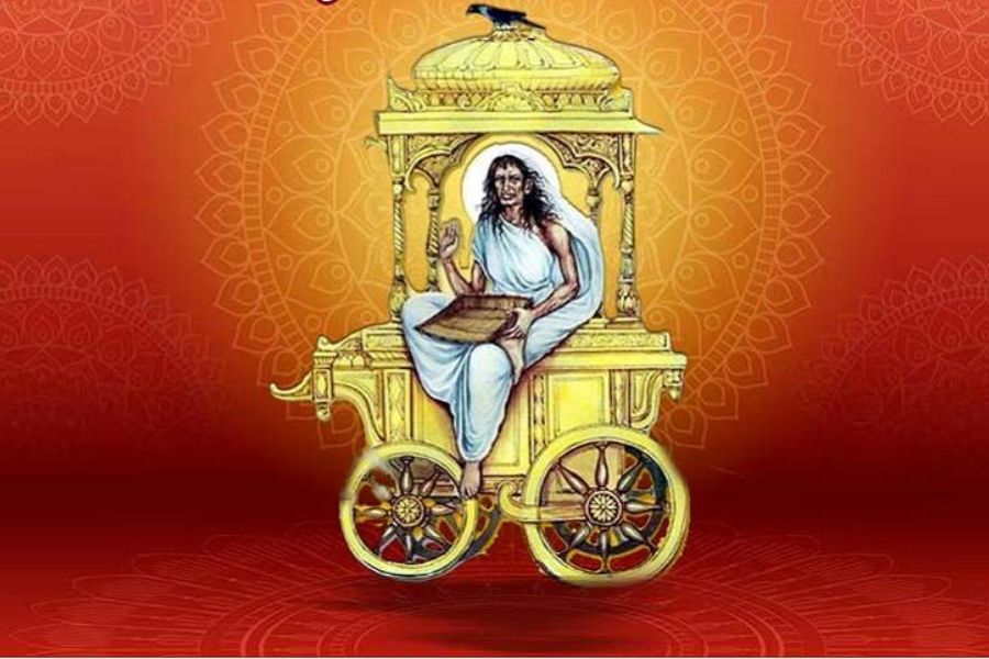  ধূমাবতী: ধূমকেশী দেবী। তিনি মহাবিশ্বের ধ্বংস ও পুনর্জন্মের প্রতিনিধিত্ব করেন।