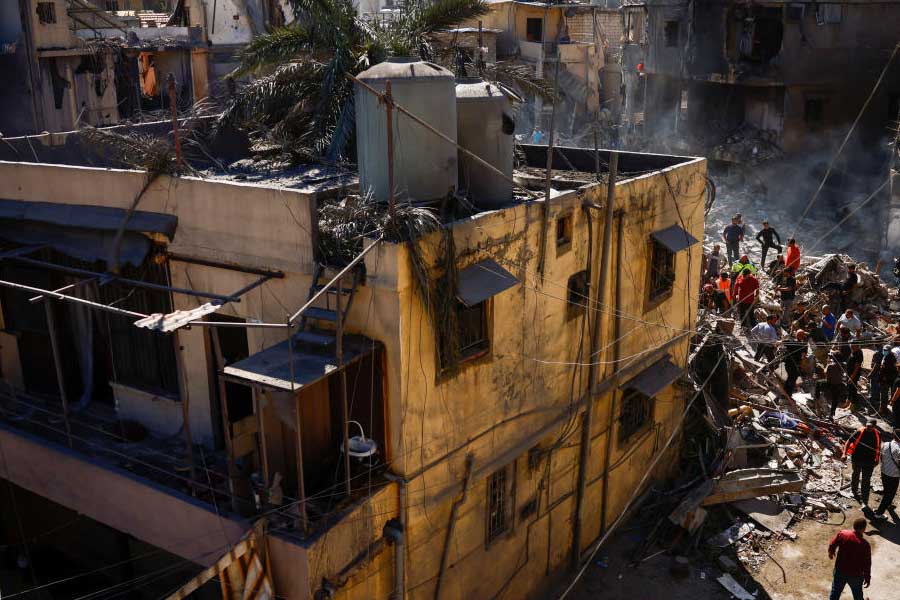 Israel claims it found 500 million dollar of gold and cash in secret hezbollah bunker