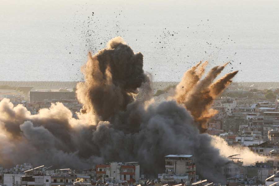 Israel claims it found 500 million dollar of gold and cash in secret hezbollah bunker