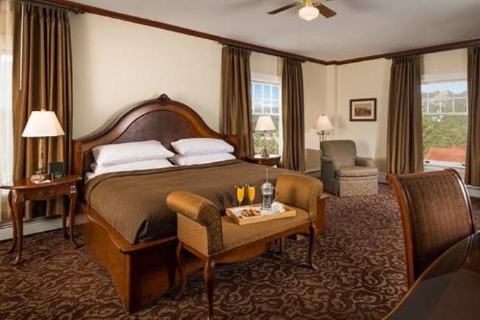 আবার তাঁর যাওয়ার সময় হলে ঠিক উল্টোটাও করে দেয়। তবে নিজের অজান্তে এমন ‘উপকার’ পেলেও তো ভয় লাগতে পারে যে কারও!