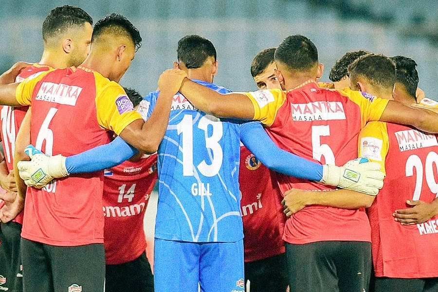 ইস্টবেঙ্গলকে ডোবাল সেই রক্ষণ, চেন্নাইয়িনের কাছে হেরে প্লে-অফের স্বপ্ন প্রায় শেষ লাল-হলুদের