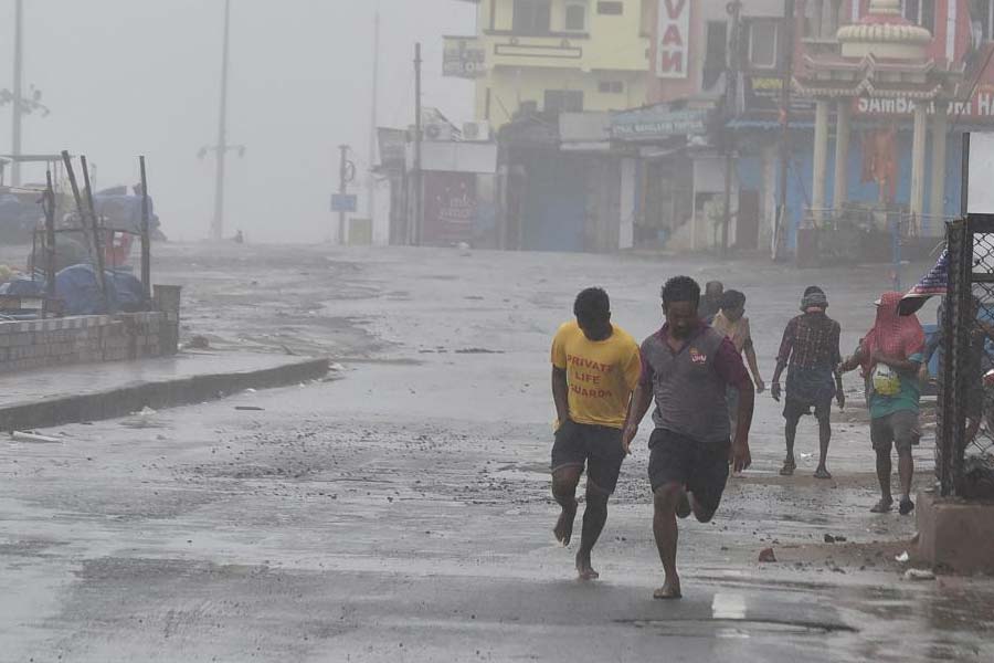 What to do and what not to do during, before and after Cyclone Dana approaches, WB Government alerts people