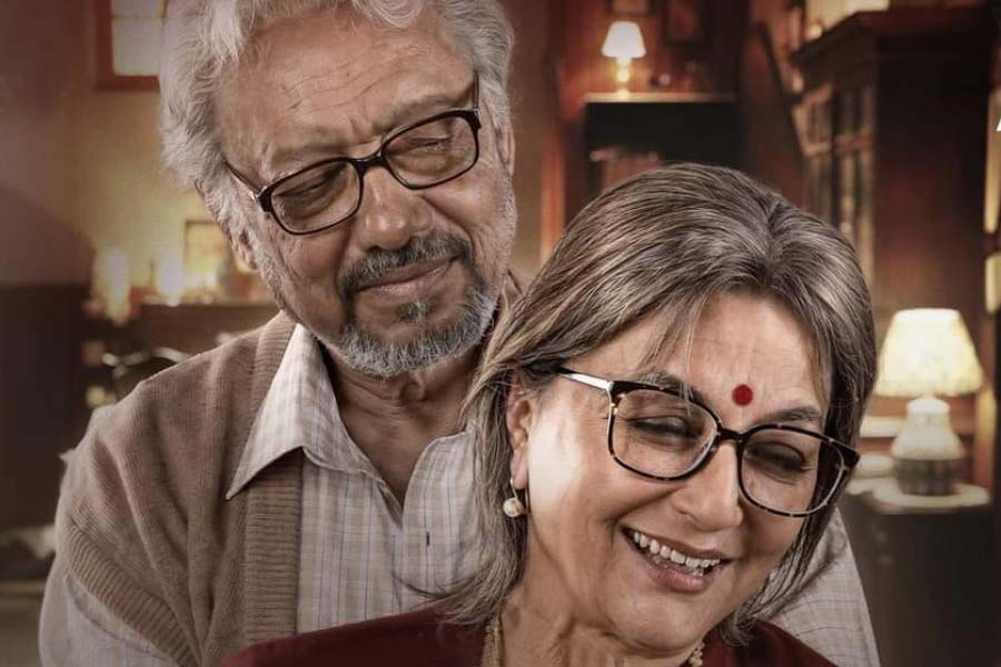 Bengali director actor Anjan Dutt penned his association with Aparna Sen on her 79th birthday