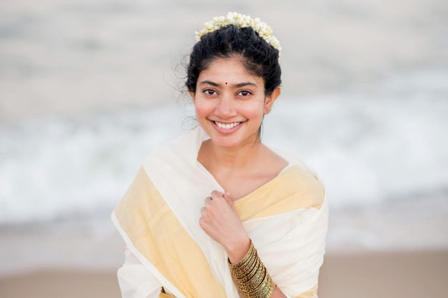 Actress Sai Pallavi\\\\\\\'s comment on Indian army has created controversy