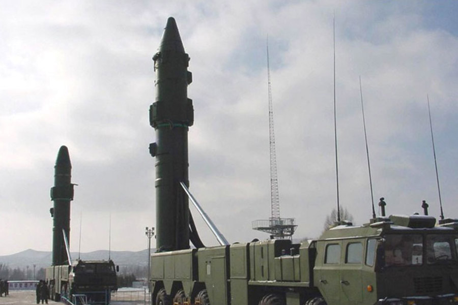 Indian Navy quietly launch forth Nuclear Missile Submarine into water 