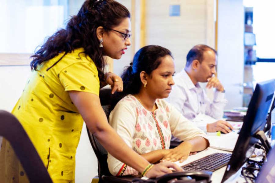 The history of forty-hour work week, will it obsolete 