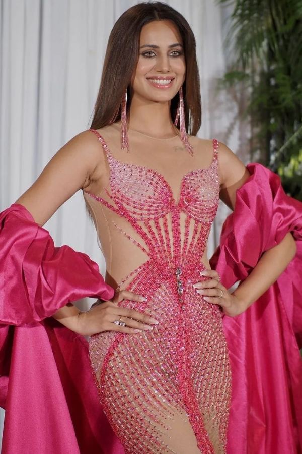 রোমা মিশেল। 