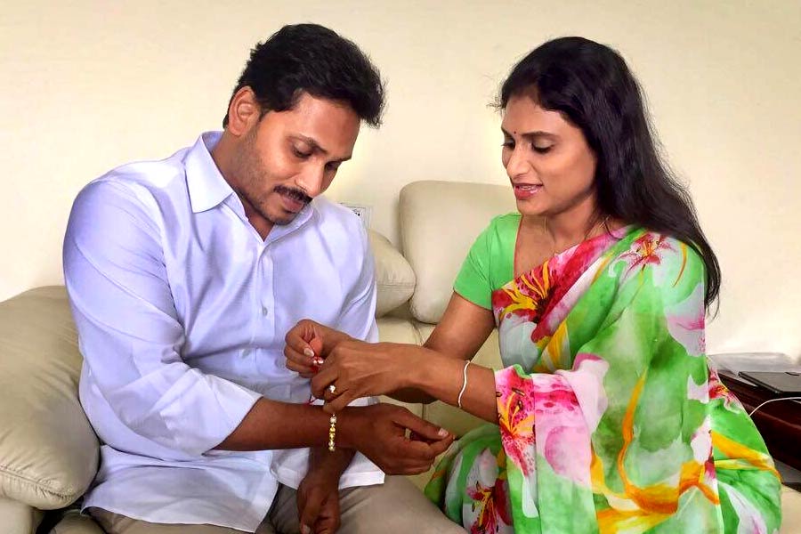 YSRCP leader Jagan Reddy and sister Sharmila fight over wealth worth crores 