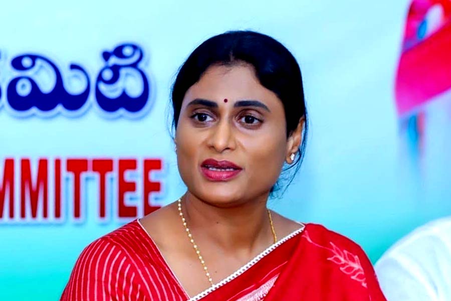 YSRCP leader Jagan Reddy and sister Sharmila fight over wealth worth crores 