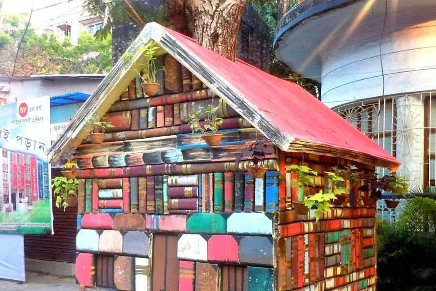 ১৫০০০, ১০০০০ এমনকি ৮০০০ টাকাতেও এখানে প্যান্ডেল বানাতে পারবেন! 