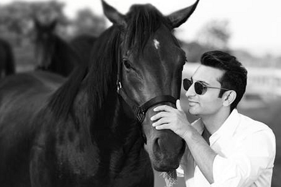 Comparison of net worth between Karan Johar and Adar Poonawalla