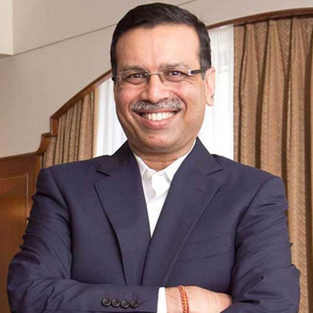 Comparison of net worth between Karan Johar and Adar Poonawalla