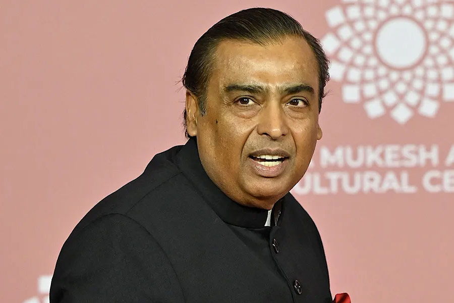 Comparison of net worth between Karan Johar and Adar Poonawalla