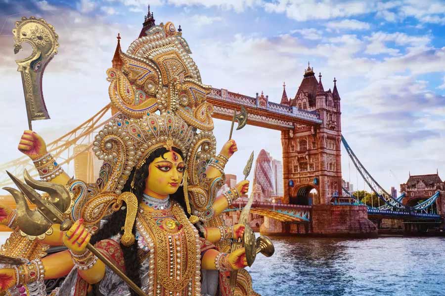 Durga Puja Parade at Thames River, seven Bengalis drive to London from Kolkata