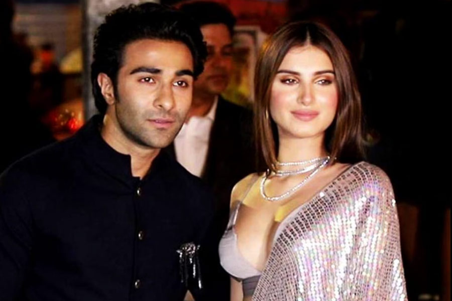 Know about bollywood actress Tara Sutaria and her relationship timeline 