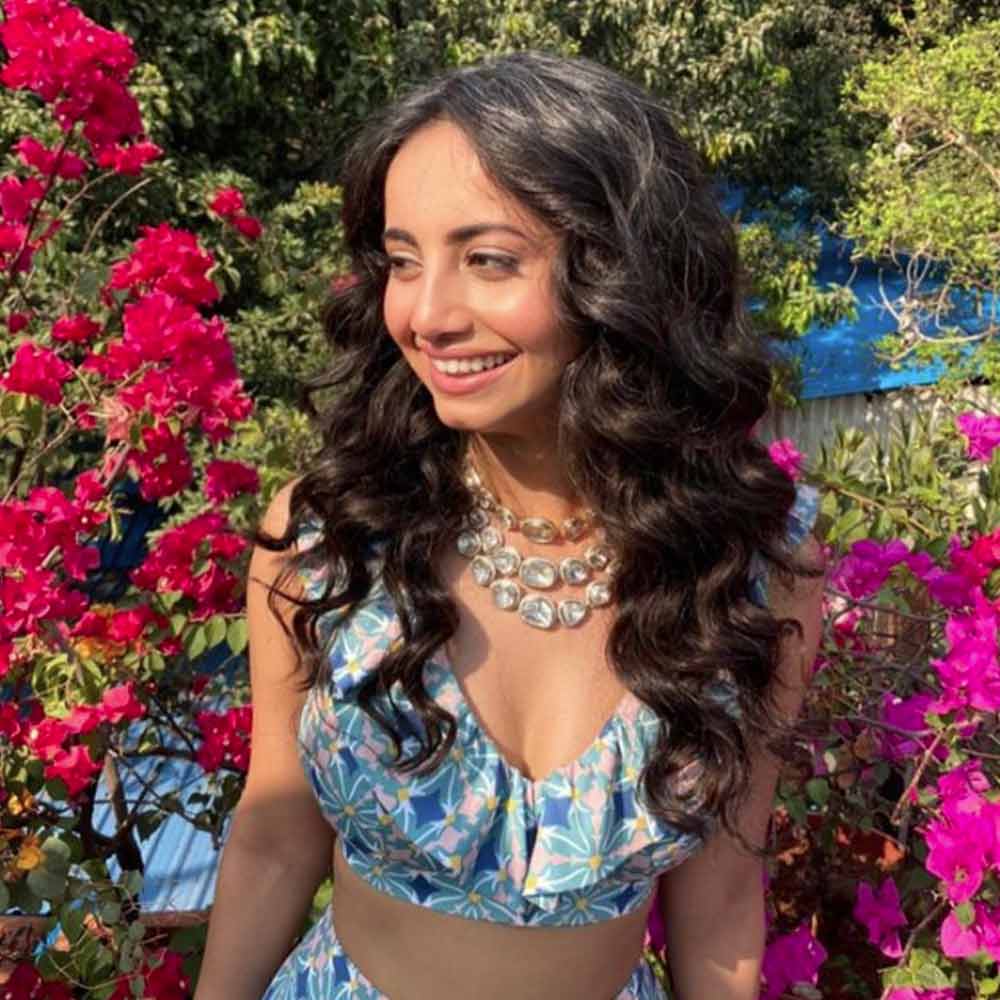 Know about bollywood actress Tara Sutaria and her relationship timeline 